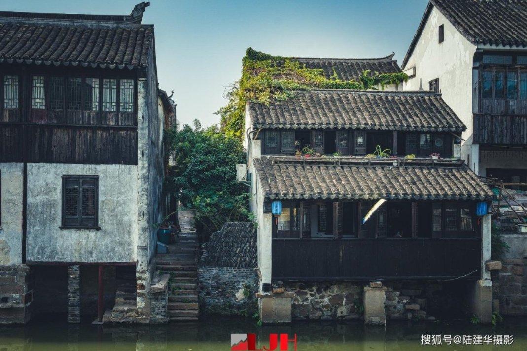中国驻赞比亚使馆全力协调恩多拉铜矿事故失联人员搜救